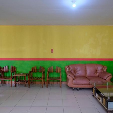 Reddoorz Near Pelabuhan Nusantara Parepare Exterior foto