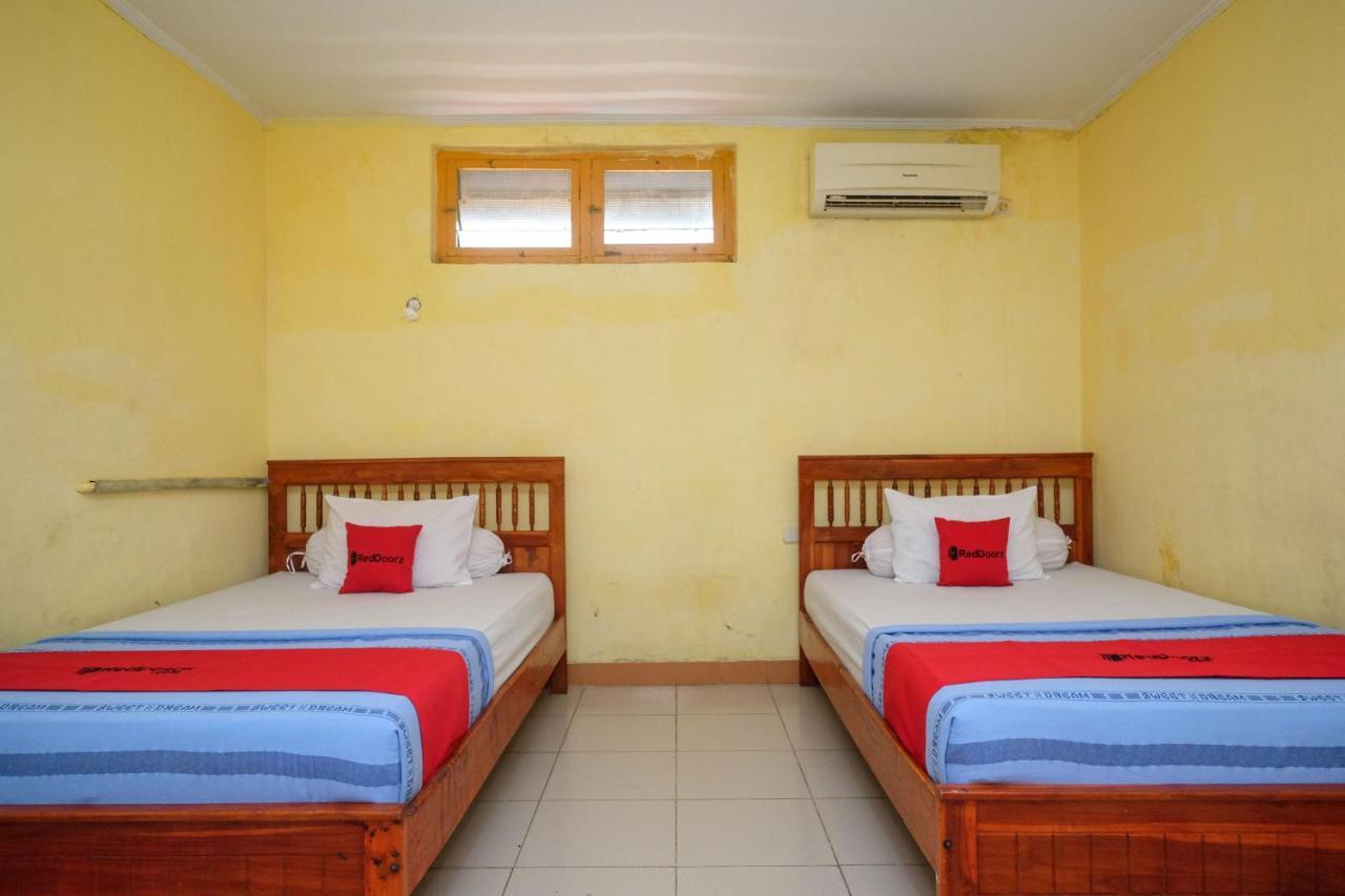 Reddoorz Near Pelabuhan Nusantara Parepare Exterior foto